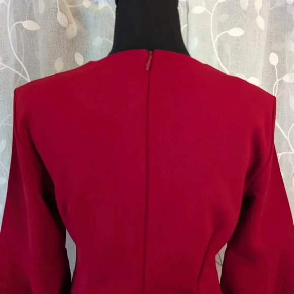 *Hot* Banana Republic Red Fitted Dress with Bell Sleeves, Size 6 - Picture 5 of 7